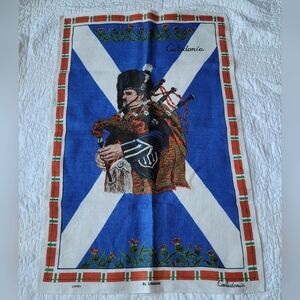 *FREE* VINTAGE LINEN SCOTLAND TEA TOWEL KITCHEN TOWEL BAG PIPER FLAG ART